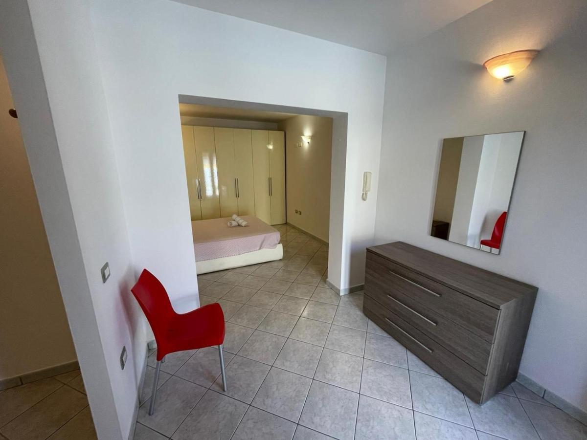 Casa Camere Pistis Assemini Extérieur photo