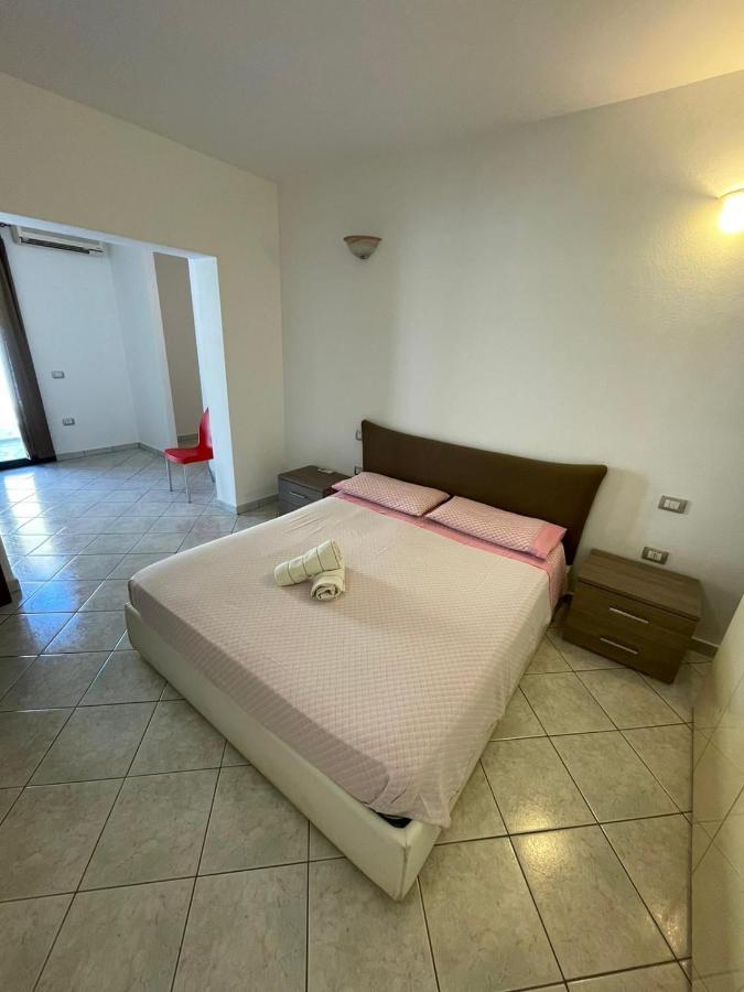 Casa Camere Pistis Assemini Extérieur photo
